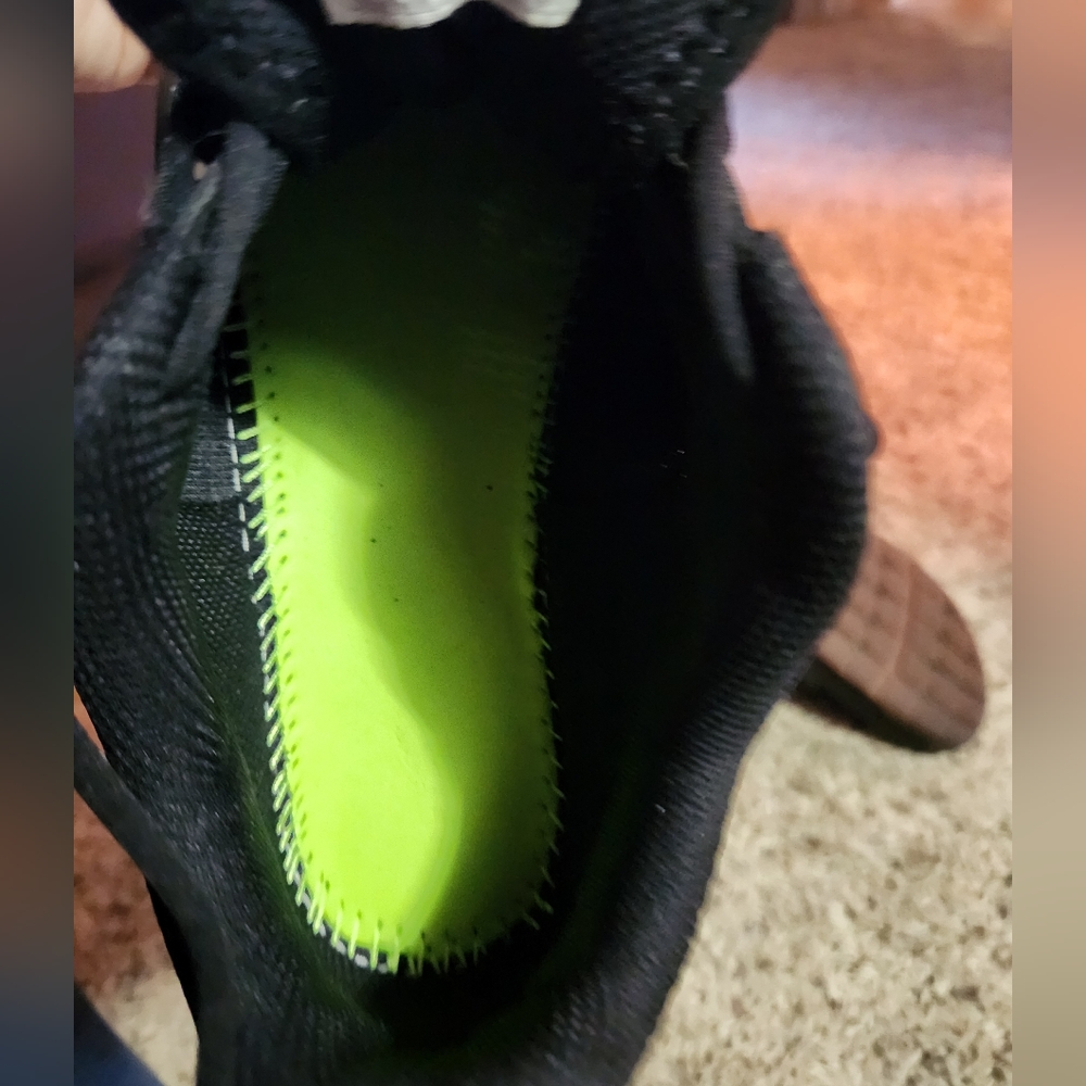 INOV 8 black athletic running shoes.  F-Lite 235 V3 - Picture 7 of 7